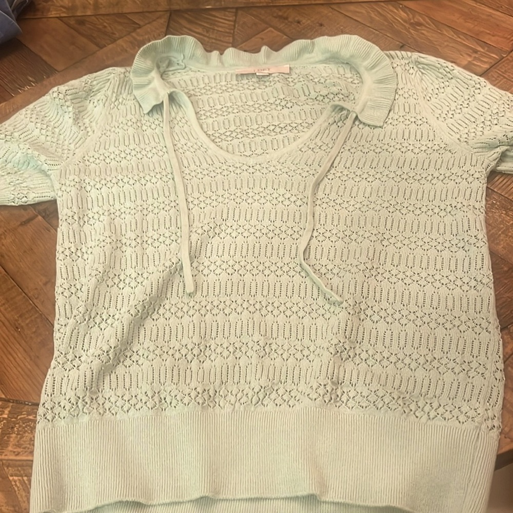 Loft Mint green top in small